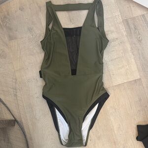 Cupshe Olive Green and White Swimwear Top